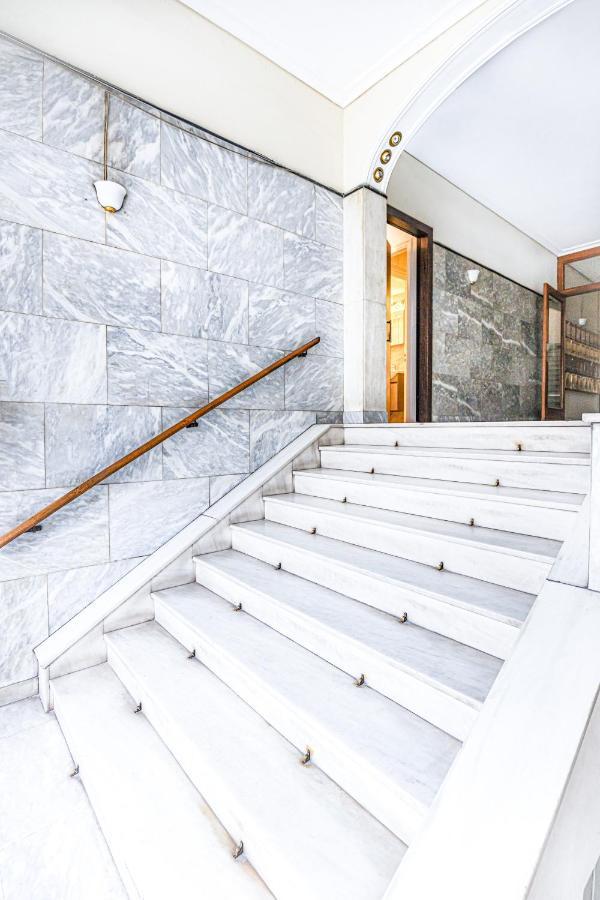 Luxury Apartment In The Heart Of The City - 1Br Athene Buitenkant foto